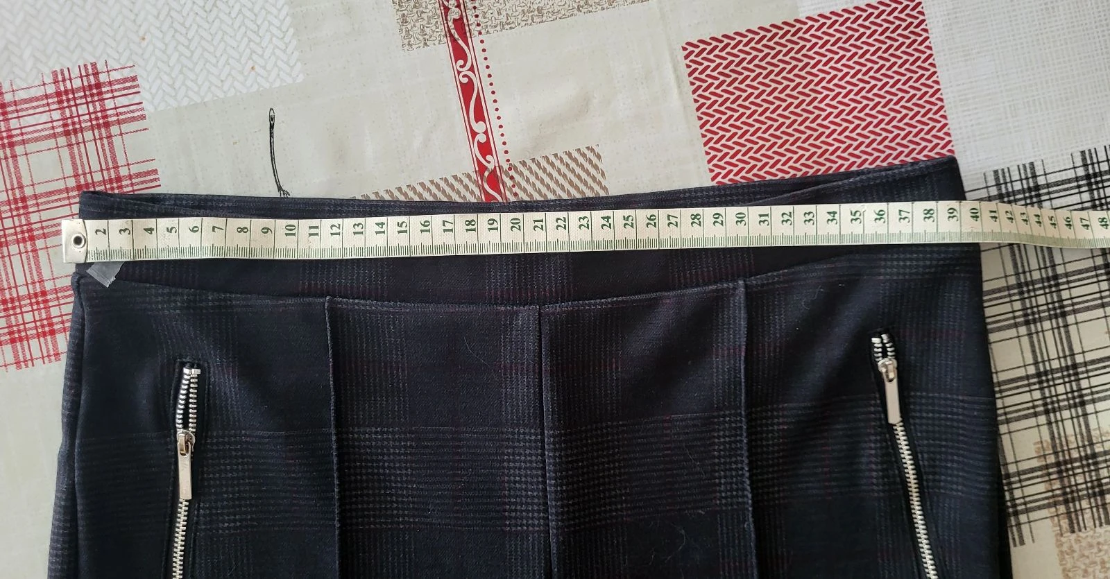Yessica de C&A Pantalon / Legging TFr40/TL- Cinza com Quadros Escoceses -Tamanho Elástico Novo – photo 9